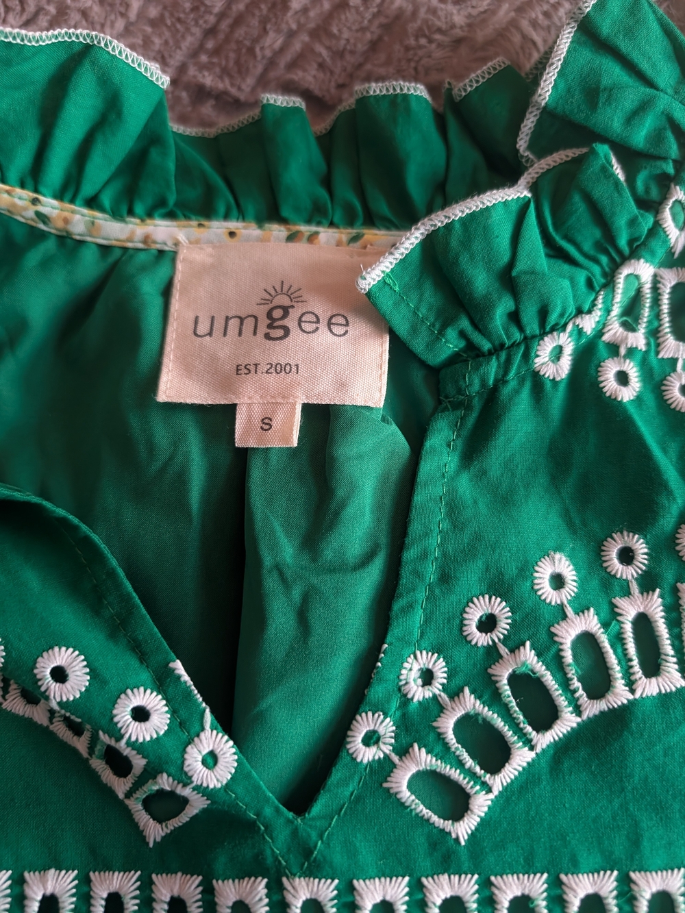 Umgee Green Patterned Ruffle Split-Neck Blouse - Picture 8 of 9